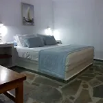 Verros Suite: Private In Unique Pool *